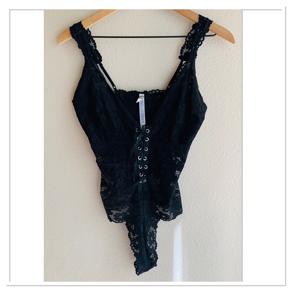 Free People Lace Bodysuit Top Sleeveless Black Partially Sheer Size Small